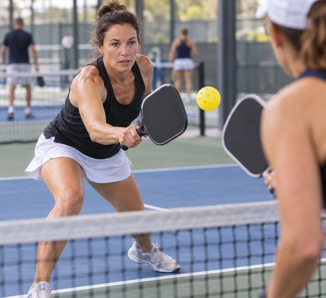 Trajectoires basses, moyennes et hautes au pickleball